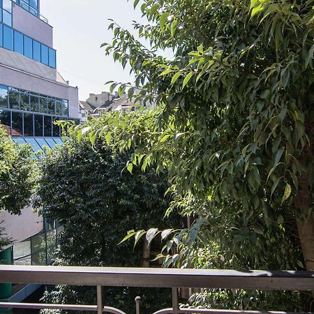 Luxury City Center Two Bedroom Apartment Close To Beach Varna Bagian luar foto