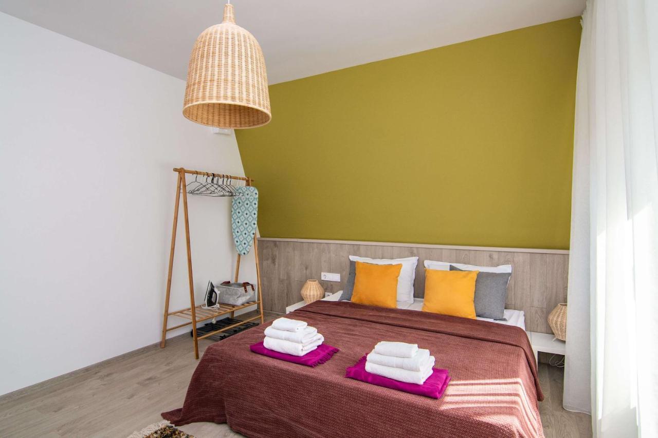 Luxury City Center Two Bedroom Apartment Close To Beach Varna Bagian luar foto